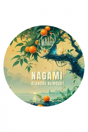 nagami-biere-blanche-kumquat-4-1.jpg Bouteille de Nagami, bière blanche artisanale au kumquat à 4,1°