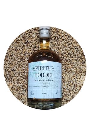 Bouteille de Spiritus Hordei, spiritueux à 42° distillé à partir de bière et vieilli 2 ans en barrique de whisky, légèrement herbacé